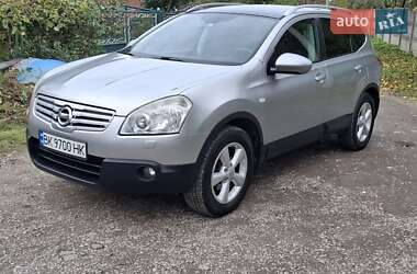 Позашляховик / Кросовер Nissan Qashqai+2 2008 в Рівному