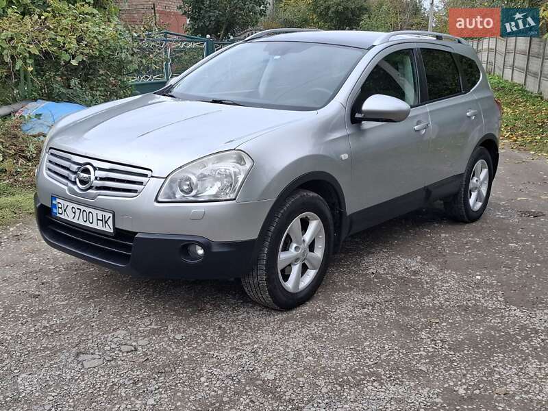 Nissan Qashqai+2 2008