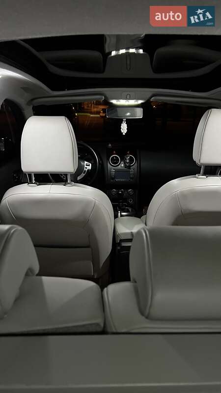 Внедорожник / Кроссовер Nissan Qashqai+2 2010 в Залещиках