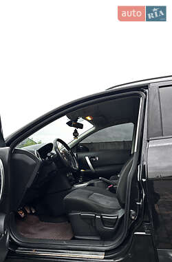 Внедорожник / Кроссовер Nissan Qashqai+2 2011 в 