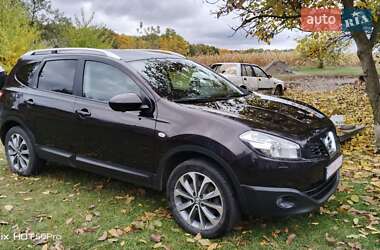 Внедорожник / Кроссовер Nissan Qashqai+2 2012 в Липовой Долине