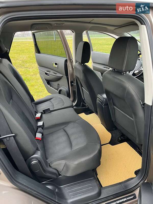 Внедорожник / Кроссовер Nissan Qashqai+2 2011 в Радехове