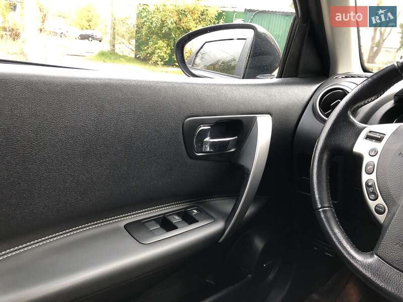 Внедорожник / Кроссовер Nissan Qashqai+2 2013 в Житомире фото 125 Внедорожник / Кроссовер Nissan Qashqai+2 2013 в Житомире