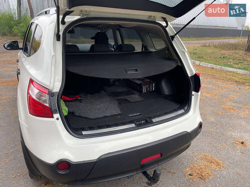 Внедорожник / Кроссовер Nissan Qashqai+2 2013 в Новых Санжарах