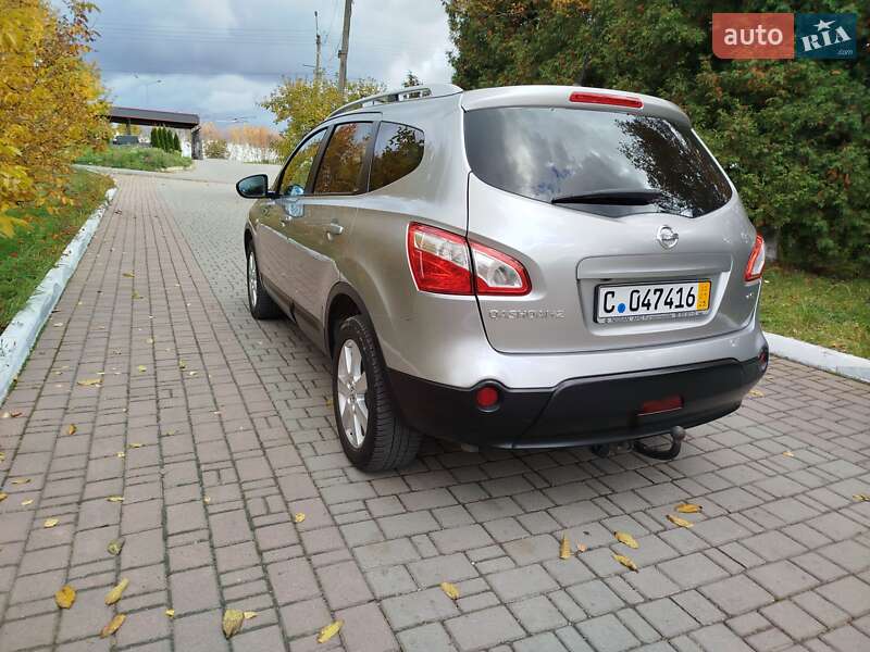 Внедорожник / Кроссовер Nissan Qashqai+2 2011 в Тлумаче