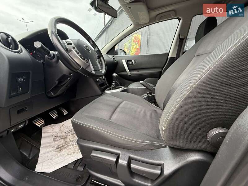 Внедорожник / Кроссовер Nissan Qashqai+2 2011 в Дубно