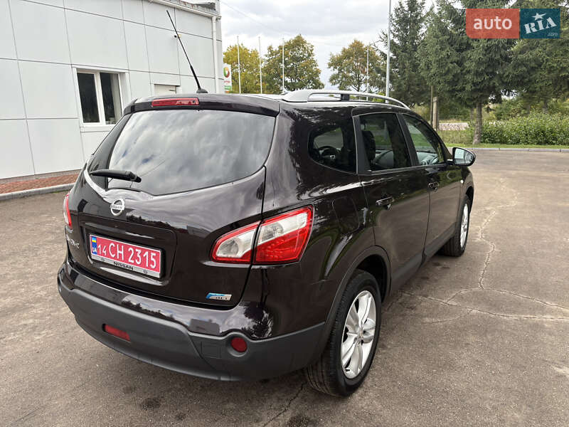 Позашляховик / Кросовер Nissan Qashqai+2 2010 в Заболотові