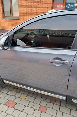 Позашляховик / Кросовер Nissan Qashqai+2 2009 в  фото 11 Позашляховик / Кросовер Nissan Qashqai+2 2009 в