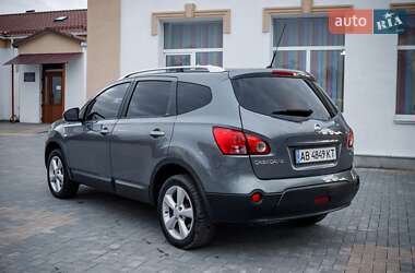 Внедорожник / Кроссовер Nissan Qashqai+2 2009 в 