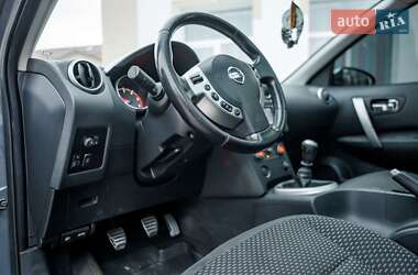 Внедорожник / Кроссовер Nissan Qashqai+2 2009 в 