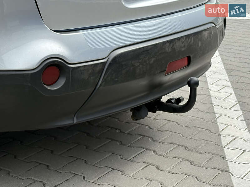 Позашляховик / Кросовер Nissan Qashqai+2 2012 в Рівному фото 24 Позашляховик / Кросовер Nissan Qashqai+2 2012 в Рівному
