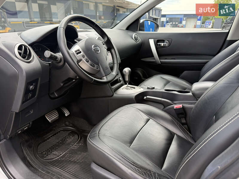 Позашляховик / Кросовер Nissan Qashqai+2 2012 в Рівному фото 30 Позашляховик / Кросовер Nissan Qashqai+2 2012 в Рівному