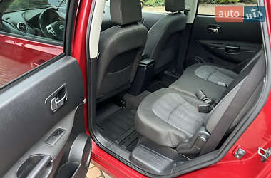 Позашляховик / Кросовер Nissan Qashqai+2 2011 в 