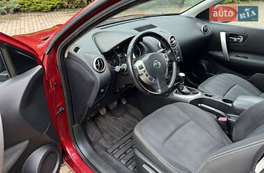 Позашляховик / Кросовер Nissan Qashqai+2 2011 в 