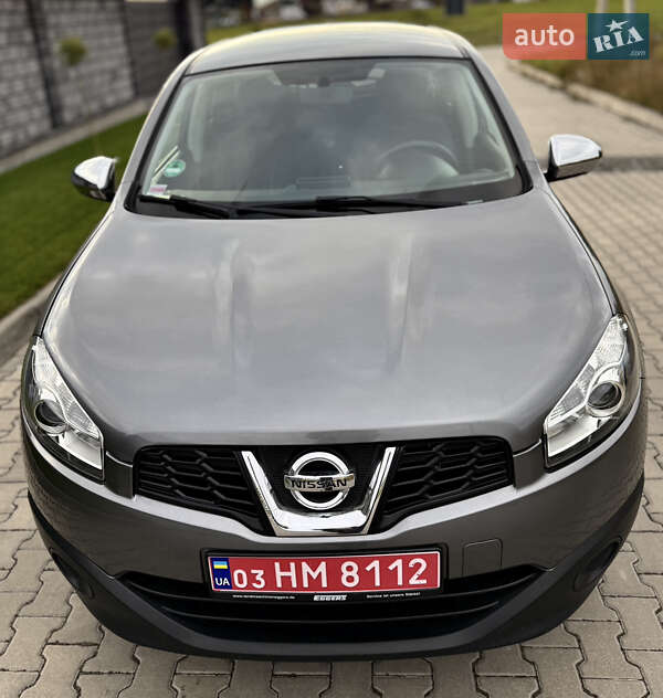 Позашляховик / Кросовер Nissan Qashqai+2 2011 в Рівному
