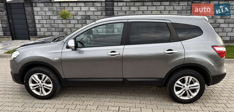Позашляховик / Кросовер Nissan Qashqai+2 2011 в Рівному