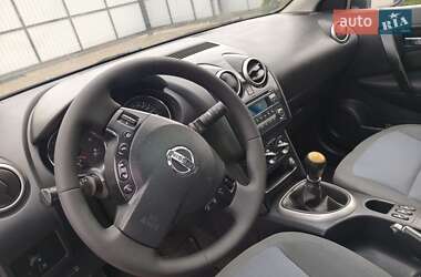 Внедорожник / Кроссовер Nissan Qashqai+2 2013 в 