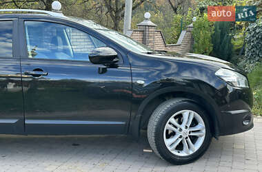 Внедорожник / Кроссовер Nissan Qashqai+2 2011 в 