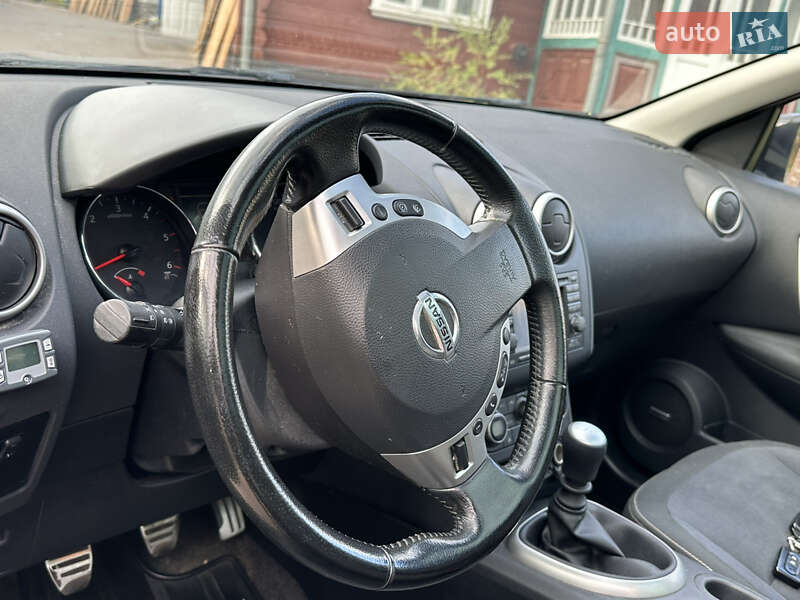 Позашляховик / Кросовер Nissan Qashqai+2 2011 в Коломиї фото 30 Позашляховик / Кросовер Nissan Qashqai+2 2011 в Коломиї