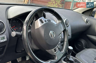 Внедорожник / Кроссовер Nissan Qashqai+2 2011 в 