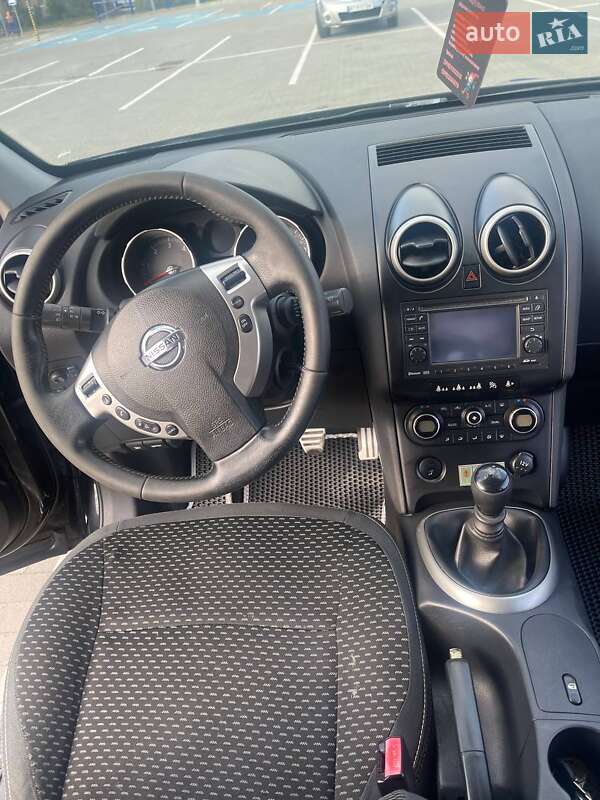 Внедорожник / Кроссовер Nissan Qashqai+2 2009 в Калуше