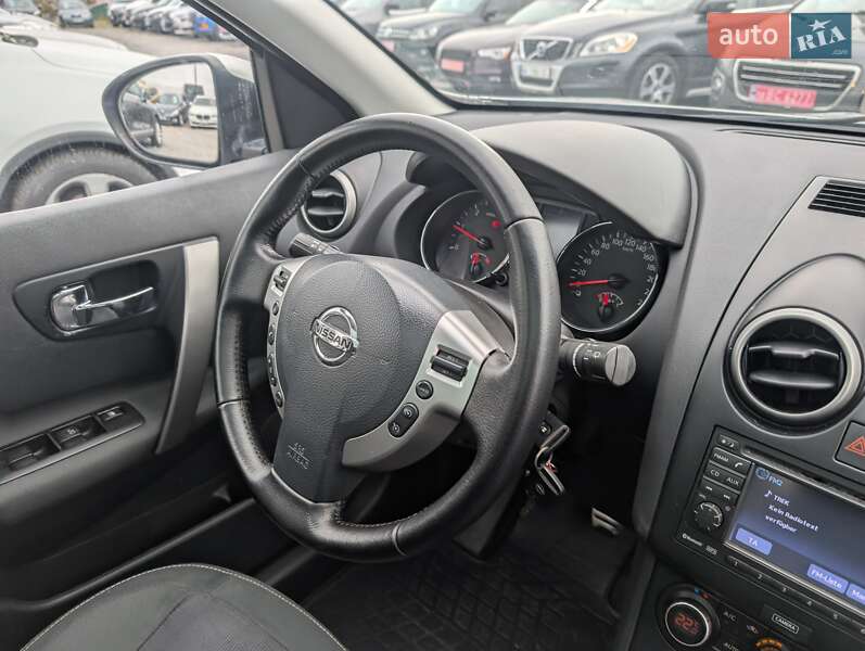 Позашляховик / Кросовер Nissan Qashqai+2 2012 в Рівному фото 42 Позашляховик / Кросовер Nissan Qashqai+2 2012 в Рівному