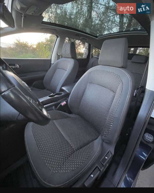 Позашляховик / Кросовер Nissan Qashqai+2 2009 в Дубні фото 5 Позашляховик / Кросовер Nissan Qashqai+2 2009 в Дубні