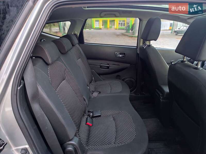 Позашляховик / Кросовер Nissan Qashqai+2 2009 в Звягелі фото 25 Позашляховик / Кросовер Nissan Qashqai+2 2009 в Звягелі