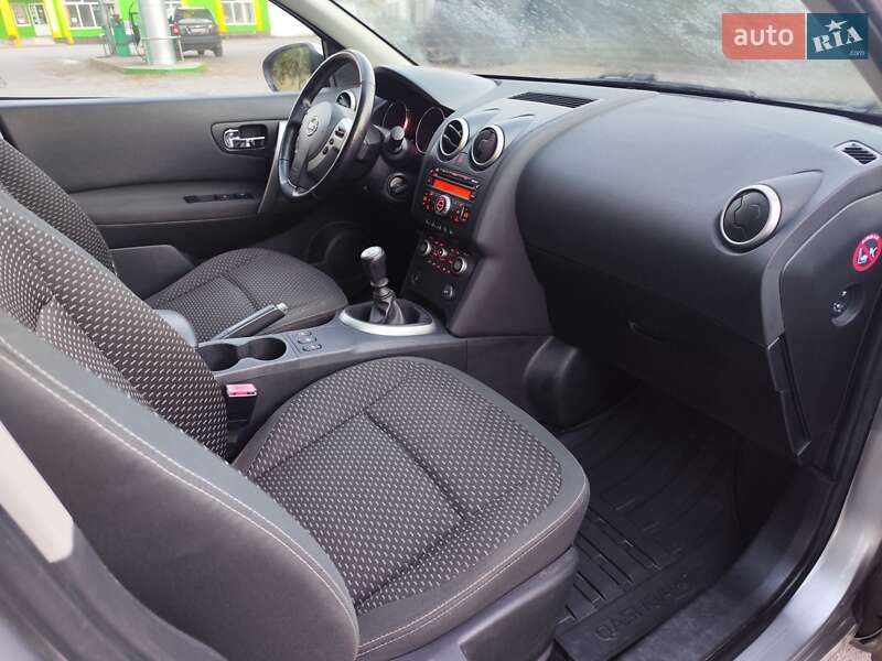 Позашляховик / Кросовер Nissan Qashqai+2 2009 в Звягелі фото 29 Позашляховик / Кросовер Nissan Qashqai+2 2009 в Звягелі