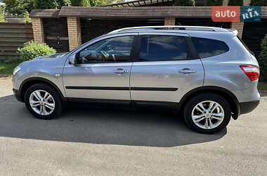 Внедорожник / Кроссовер Nissan Qashqai+2 2010 в 