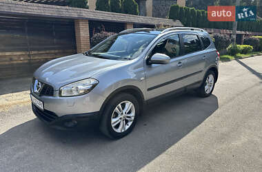 Внедорожник / Кроссовер Nissan Qashqai+2 2010 в 