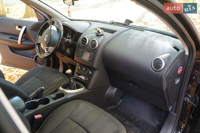 Внедорожник / Кроссовер Nissan Qashqai+2 2011 в Тернополе