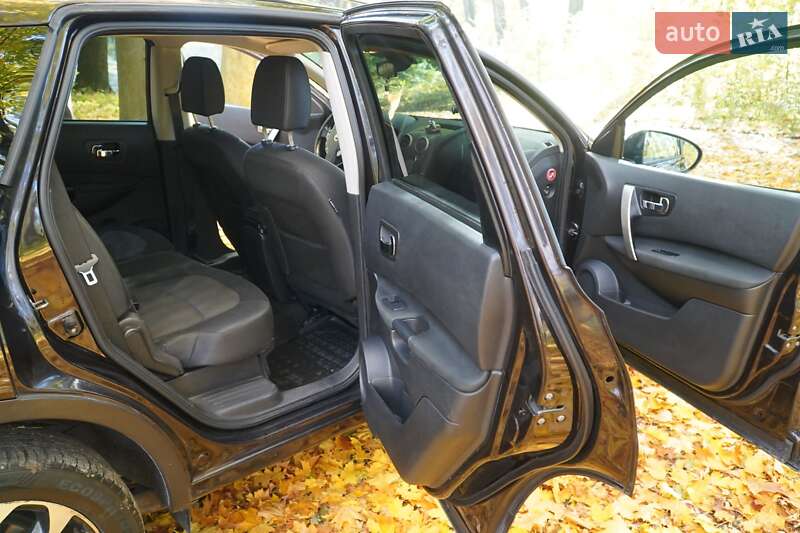 Внедорожник / Кроссовер Nissan Qashqai+2 2011 в Тернополе