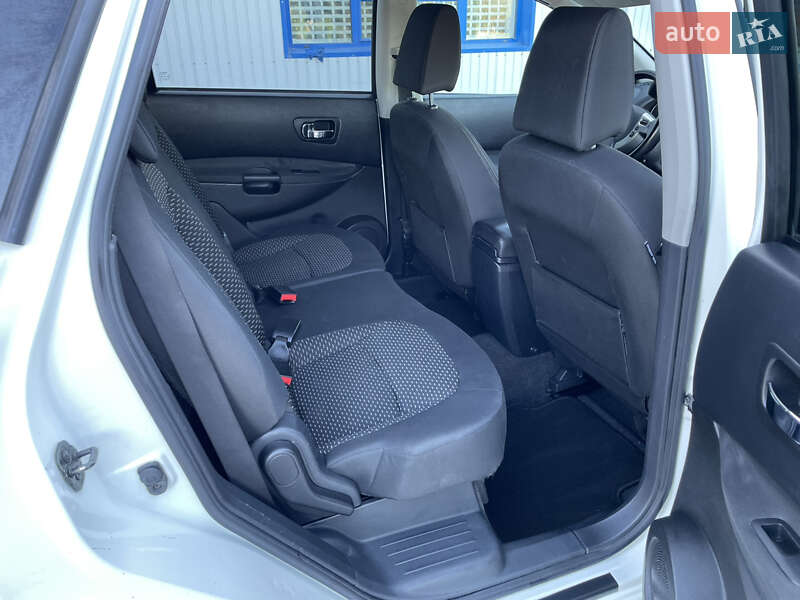 Внедорожник / Кроссовер Nissan Qashqai+2 2009 в Косове