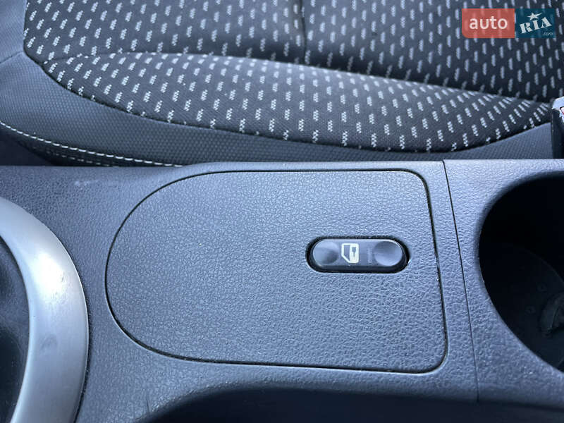 Внедорожник / Кроссовер Nissan Qashqai+2 2009 в Косове