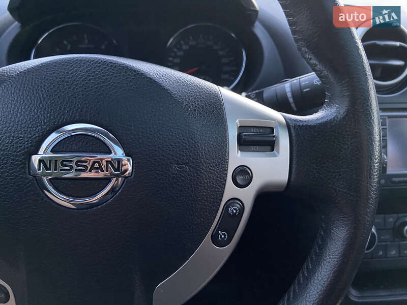 Позашляховик / Кросовер Nissan Qashqai+2 2013 в Звягелі