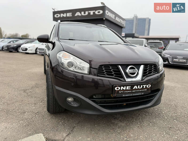 Внедорожник / Кроссовер Nissan Qashqai+2 2011 в Киеве