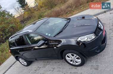 Внедорожник / Кроссовер Nissan Qashqai+2 2011 в 