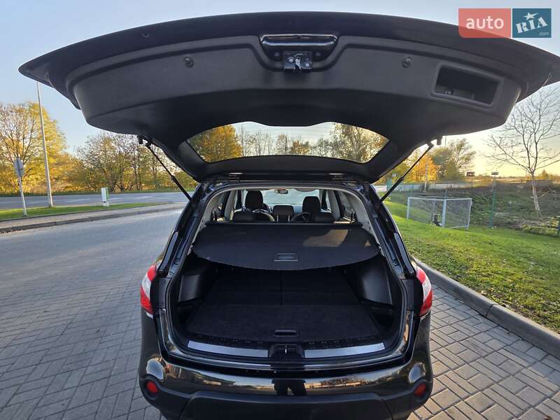 Внедорожник / Кроссовер Nissan Qashqai+2 2012 в Калуше фото 28 Внедорожник / Кроссовер Nissan Qashqai+2 2012 в Калуше