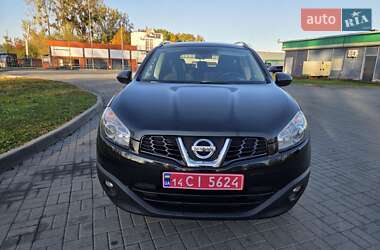 Внедорожник / Кроссовер Nissan Qashqai+2 2012 в 