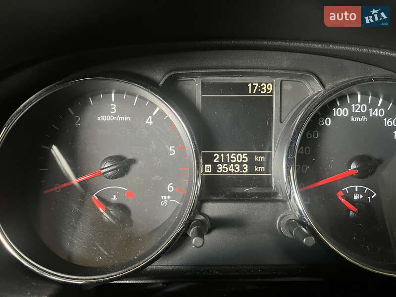 Внедорожник / Кроссовер Nissan Qashqai+2 2010 в Черновцах