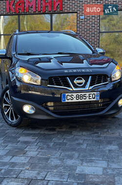 Позашляховик / Кросовер Nissan Qashqai+2 2011 в  фото 34 Позашляховик / Кросовер Nissan Qashqai+2 2011 в