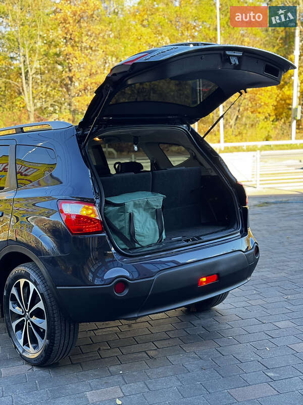 Внедорожник / Кроссовер Nissan Qashqai+2 2011 в Тернополе фото 38 Внедорожник / Кроссовер Nissan Qashqai+2 2011 в Тернополе