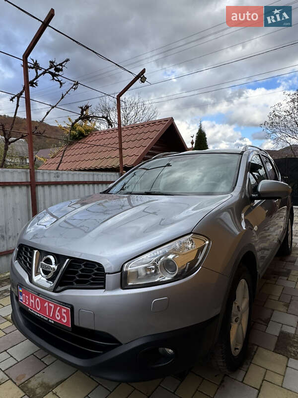 Nissan Qashqai+2