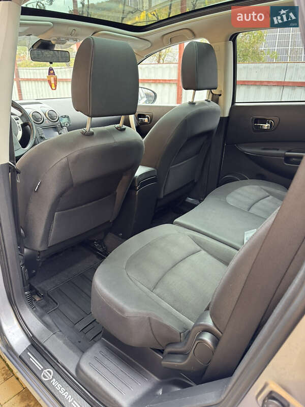Внедорожник / Кроссовер Nissan Qashqai+2 2010 в Сваляве фото 10 Внедорожник / Кроссовер Nissan Qashqai+2 2010 в Сваляве