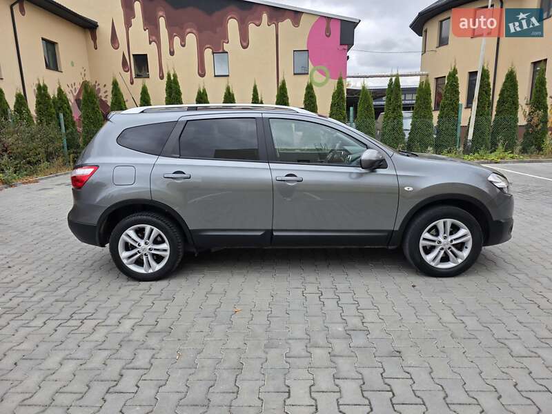 Внедорожник / Кроссовер Nissan Qashqai+2 2011 в Луцке