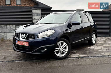 Позашляховик / Кросовер Nissan Qashqai+2 2010 в Рівному