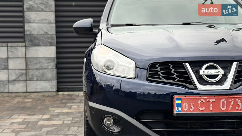 Внедорожник / Кроссовер Nissan Qashqai+2 2010 в Ровно