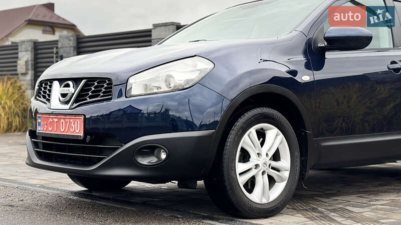 Внедорожник / Кроссовер Nissan Qashqai+2 2010 в Ровно