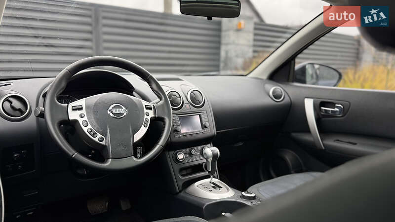 Внедорожник / Кроссовер Nissan Qashqai+2 2010 в Ровно
